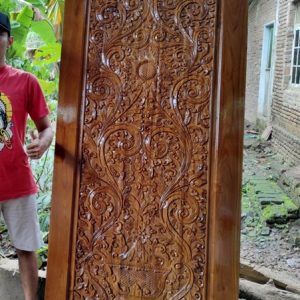 Pintu Rumah Depan Mewah Kayu Model Ukir